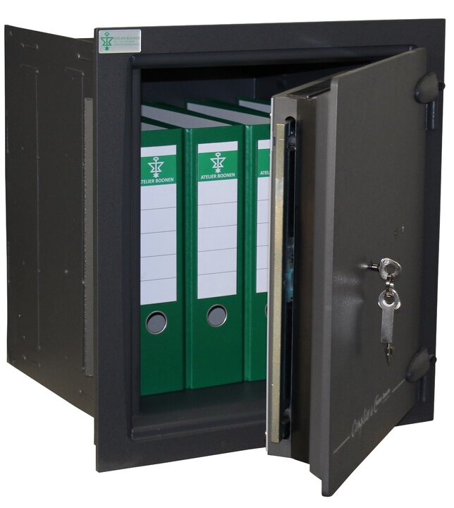FichetBauche_Complice40Wall_open.JPG