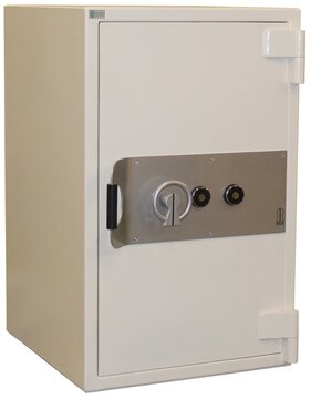 Robur_IV_V_900_s.jpg