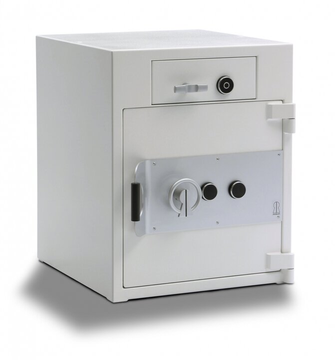 Robur_500.jpg
